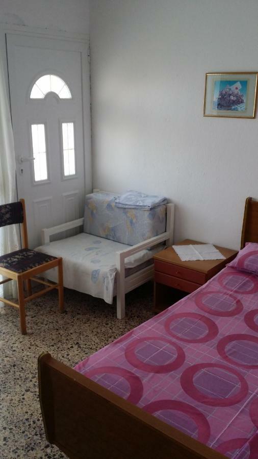 Grigorios Apartments Vrasná Buitenkant foto